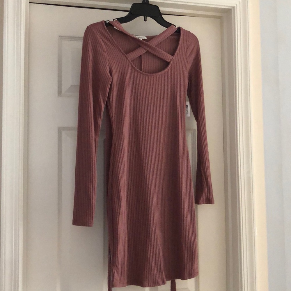 CHARLOTTE RUSSE MAUVE DRESS - Picture 2 of 4